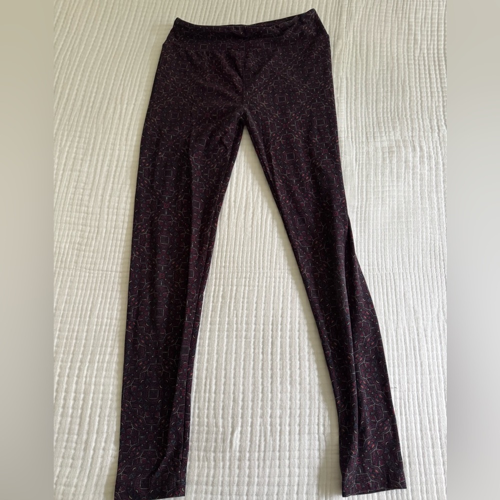 Lularoe Small Patterned Leggings